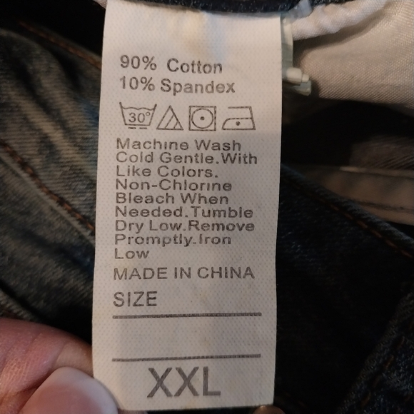 Fashional Jeans - Picture 2 of 7